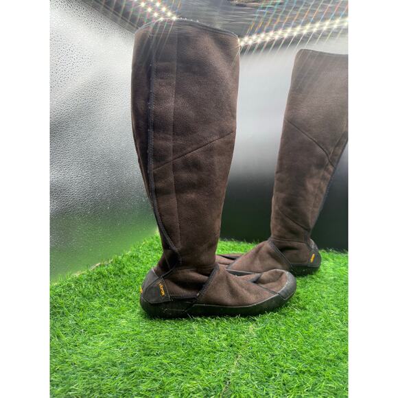 Vibram Sole Suede Boots- Size 8.5/9 (approx) - women - Picture 2 of 9